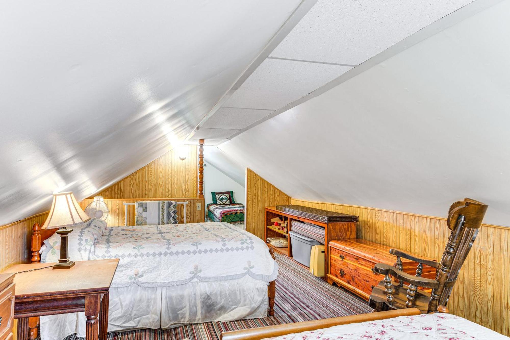 Waterfront Wolcott Vacation Rental With Deck And Views Exterior photo