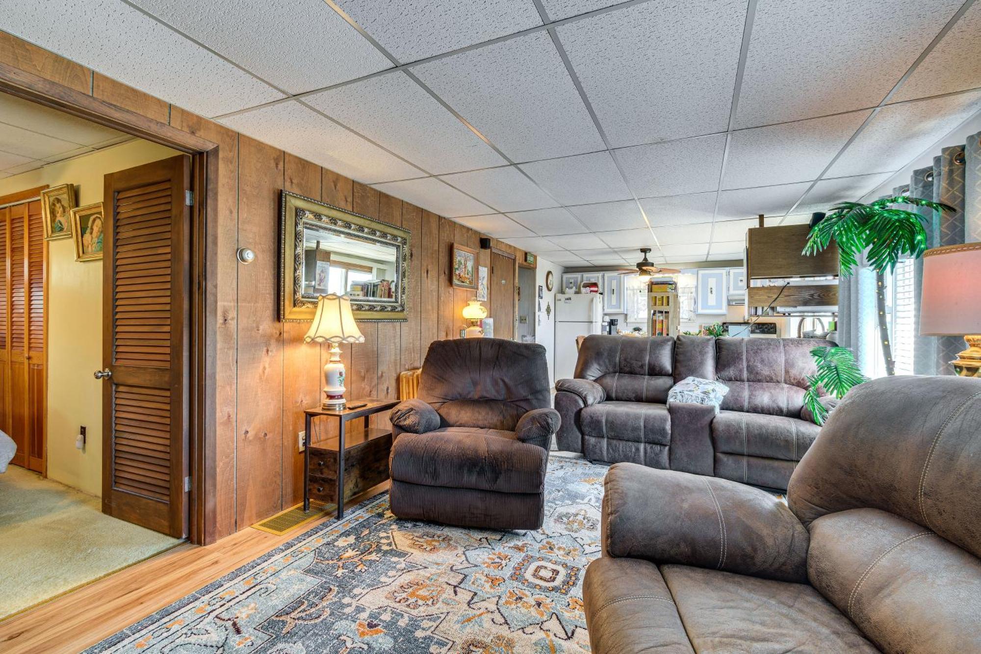 Waterfront Wolcott Vacation Rental With Deck And Views Exterior photo